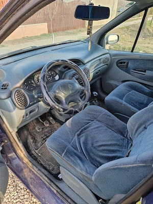 Vînd Renault scenic 16 Benzină  - imagine 8