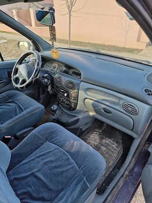 Vînd Renault scenic 16 Benzină  - imagine 3