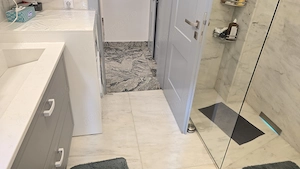 Vand apartament 4 camere deosebit in Deva, zona bld. Decebal (ultracentral), etaj 1,  - imagine 8