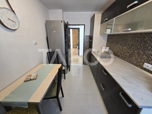 Apartament 3 camere decomandat renovat 2 bai 2 balcoane Turnisor Sibiu - imagine 4