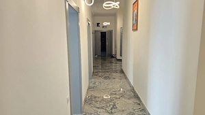 Vand apartament 4 camere deosebit in Deva, zona bld. Decebal (ultracentral), etaj 1,  - imagine 20