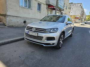 Se vinde vw Touareg 2013 R-line