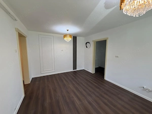 Vand apartament decomandat - imagine 3