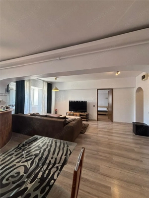 3 Camere, Unirii (Bd. Libertatii), Parcare, Centrala Proprie, 15 min Metrou - imagine 3