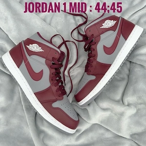 Pantofi Sport Air Jordan 1 Mid Cherry Red Gri - 100% originali