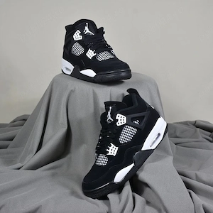 Pantofi Sport Air Jordan 4 White Thunder- 100% originali - imagine 2