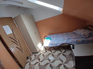 Cazare minim o luna 1300 lei   luna- pretul este pe luna- angajati, studenti, absolventi, etc. - imagine 2