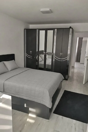 regim hotelier,cazare-inchiriere apartament 3 camere - imagine 2