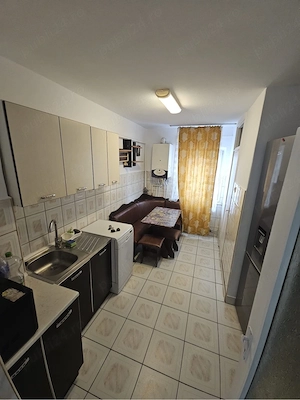 Vand apartament 2 camere cf.1 - imagine 3