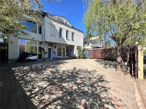 Spatiu comercial  birou  medical semicentru Iasi, 76mp, zona Palas - imagine 2