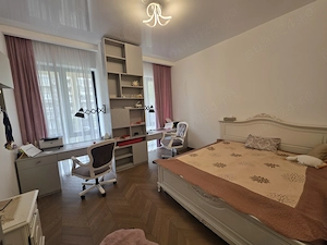 De vanzare apartament 4 camere ultramodern Bld Decebal - imagine 10
