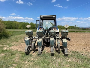 Vând semănătoare SPC4 - imagine 2