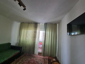 proprietar închiriez apartament 2 camere 