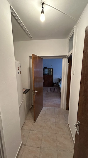 Garsonieră 1 Decembrie metrou