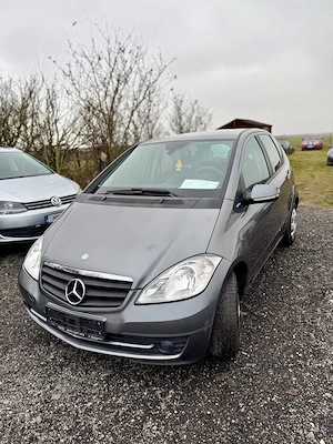 Mercedes-Benz A Class manual , benzina euro 5 - imagine 15