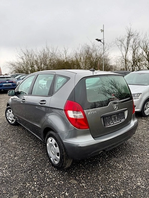 Mercedes-Benz A Class manual , benzina euro 5 - imagine 11