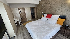 Premium 3 camere 103 mp - imagine 4