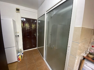 Proprietar vand garsoniera etaj1 UMT - imagine 5