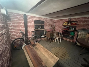 A 1433 De vânzare sapațiu cmercial +casă , ultracentral, Panov - imagine 4