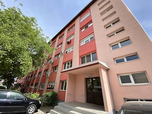 Proprietar Inchiriez garsoniera Umt etaj 1 