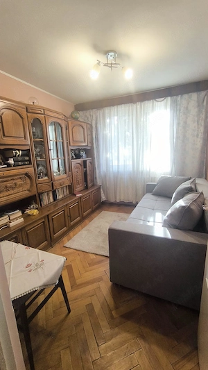 Apartament 3 camere de vânzare   Ultracentral Petroșani - imagine 7