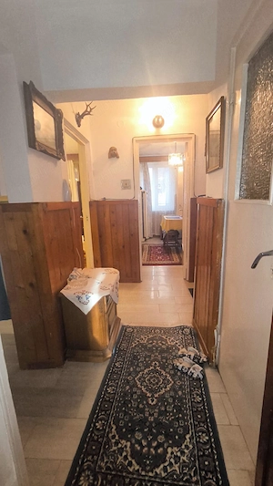 Apartament 3 camere de vânzare   Ultracentral Petroșani - imagine 8