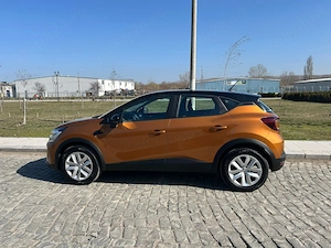 Renault Captur Full Hybrid cu doar 3000km  - imagine 3