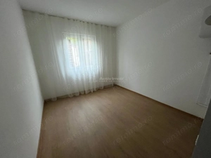 Caransebes, Garsoniera, Parter, Balta Sarata - imagine 6