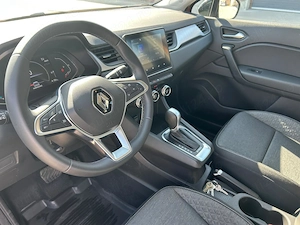 Renault Captur Full Hybrid cu doar 3000km  - imagine 8
