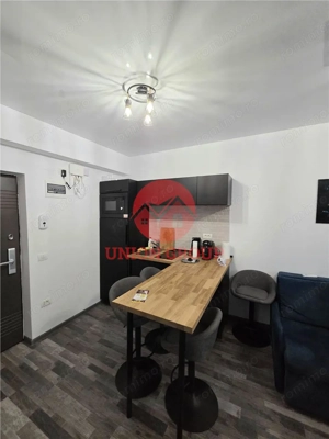 Studio Superb cu Vedere la Mare si Parcare Inclusa - imagine 2