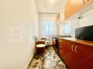 Apartament 2 camere, semidecomandat, mobilat, cu loc de parcare zona - Rogerius - imagine 8