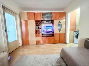 Apartament 2 camere, semidecomandat, mobilat, cu loc de parcare zona - Rogerius - imagine 6
