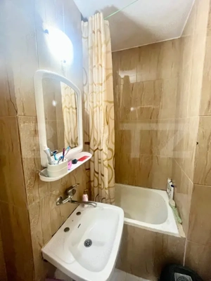 Apartament 2 camere, semidecomandat, mobilat, cu loc de parcare zona - Rogerius - imagine 9