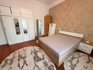 2 camere| Iosefin-vis a vis de Bega |zona superba| loc de parcare| curte comuna| - imagine 2