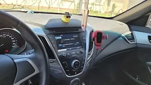 70000 km reali, de vanzare Hyndai Veloster - imagine 2