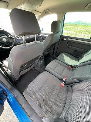 vw touran 2.0 TDI 7 locuri  - imagine 5