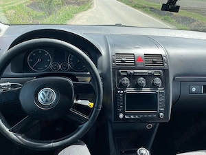 vw touran 2.0 TDI 7 locuri  - imagine 2