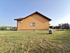 Casa individuala. Teren de 710 mp. Mosnita Noua-Urseni. - imagine 6