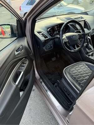 Ford Kuga Vignale - imagine 10