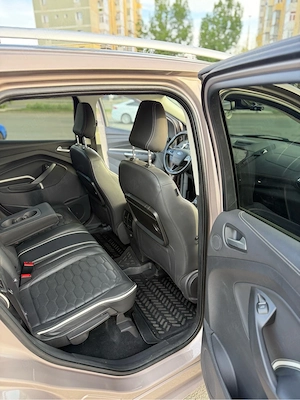 Ford Kuga Vignale - imagine 9