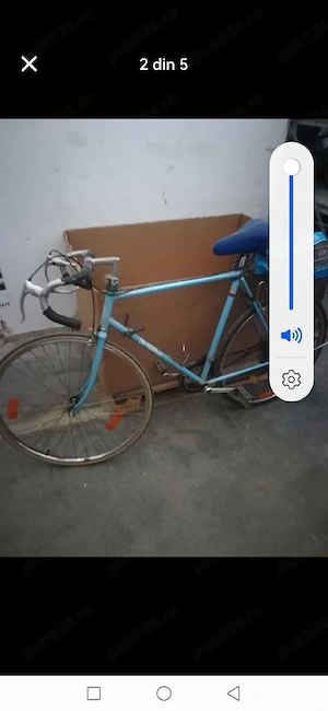 Vând 3 {trei} biciclete