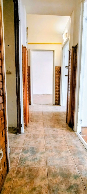 ETAJ 1 Persoană fizică - Apartament Podu Ros Nicolina - imagine 6