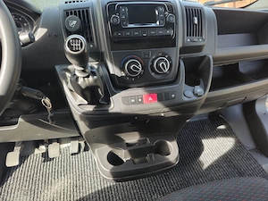 Peugeot Boxer 2.2 Diesel 2023|3,5T| 8 Euro Paleți | Dormitor Matrix | Webasto | Prelată - imagine 2