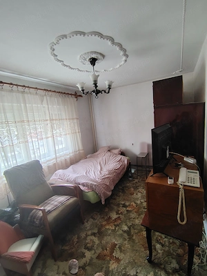 Vand urgent apartament 2 camere zona Confectii, Abatorului Bl 20 Etajul 1 - imagine 4