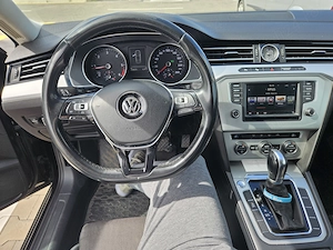 Vand VOLKSWAGEN PASSAT 1.6 TDI (BlueMotion Technology), DSG, Comfortline, fara AdBlue - imagine 8