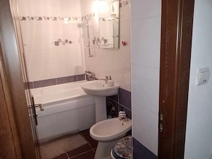 Inchiriem apartament 2 camere ,Matache Temelie ,etaj 3 ,centrala termica proprie ,mobilat - imagine 2