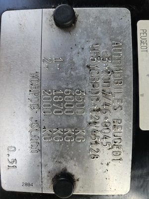 Peugeot Boxer 2.2 Diesel 2023|3,5T| 8 Euro Paleți | Dormitor Matrix | Webasto | Prelată - imagine 9