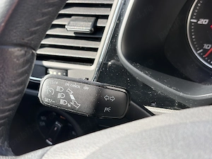 Seat Leon 1.6 Tdi 105 Cp - imagine 9