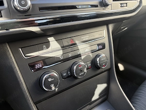 Seat Leon 1.6 Tdi 105 Cp - imagine 16