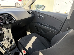 Seat Leon 1.6 Tdi 105 Cp - imagine 17